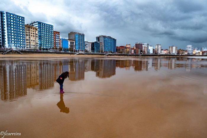 REFLEJOS PLAYA GIJON