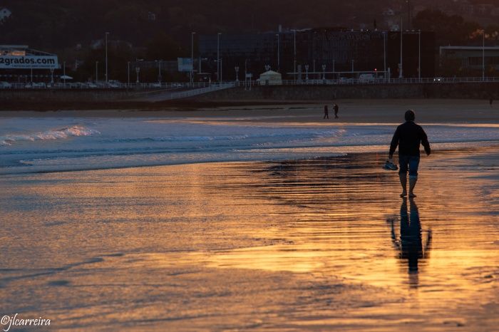 ARENA ROJA AMANECER GIJON