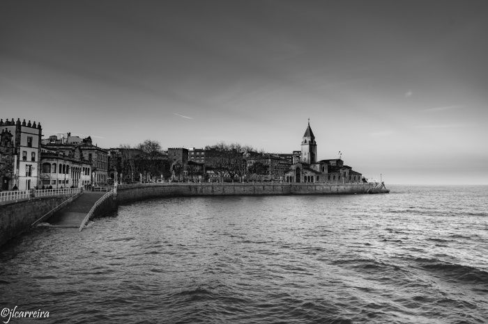 SAN LORENZO EN BLANCO Y NEGRO