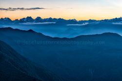 Sunrise in Kauma (3.760 m), Nepal, 2014