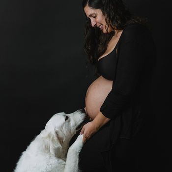 Fotografia embaràs i gos_Mireia Navarro