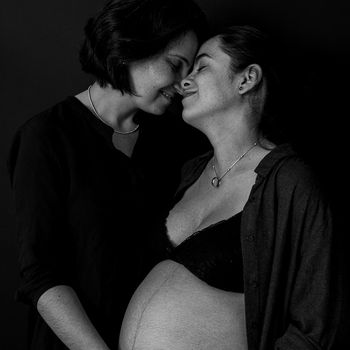Fotografia embaràs parella dones Barcelona-Mireia Navarro