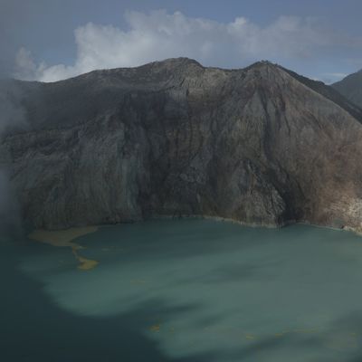 View of the lake in the crater of the Ijen volcano