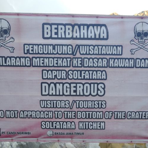 Warning sing of the danger of sulphate