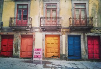 Doors and colours | 2015 | Rúa das Flores - Porto, Portugal
