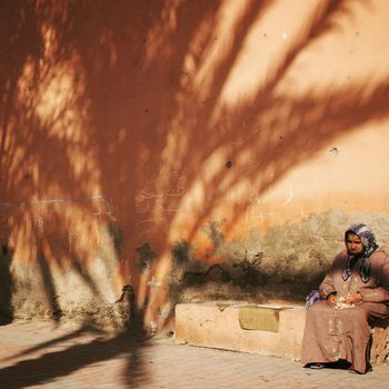 Woman under shadow | 2010 | Essaouira, Morocco