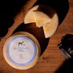 foto producto tradicional queso elaborado en ibiza