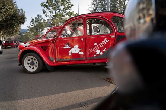 Citroën 2c dos caballos rojo