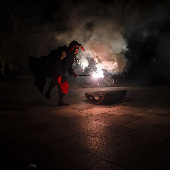 criatura noche diabolica plaza correfoc