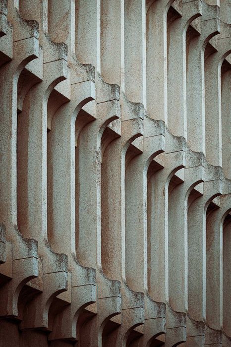 Garín | Fotografía de Arquitectura - Detalle fachada edifico Iberdrola - Cáceres