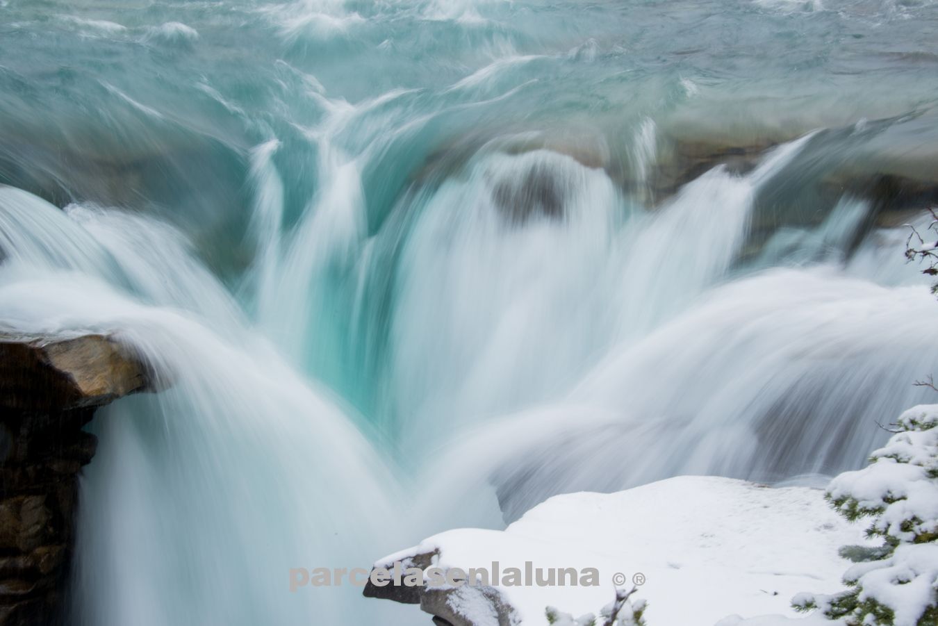  Athabasca Falls Canada