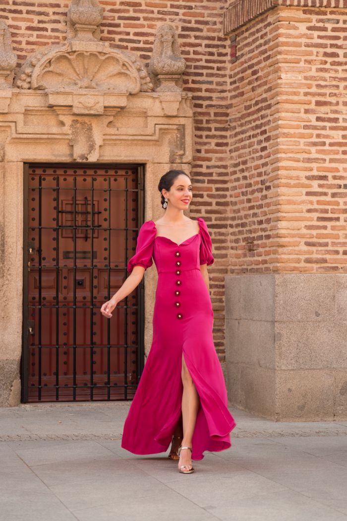 Fotografía patricia Sosa moda madrid Blancaspina vestidos fiesta fucsia