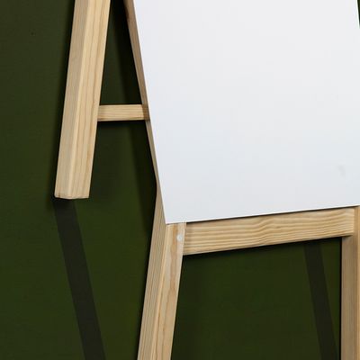 Stretcher-chair / Detail