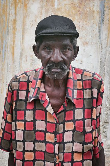 cuban portraits of old man 2 in photo travels to cuba with louis alarcon