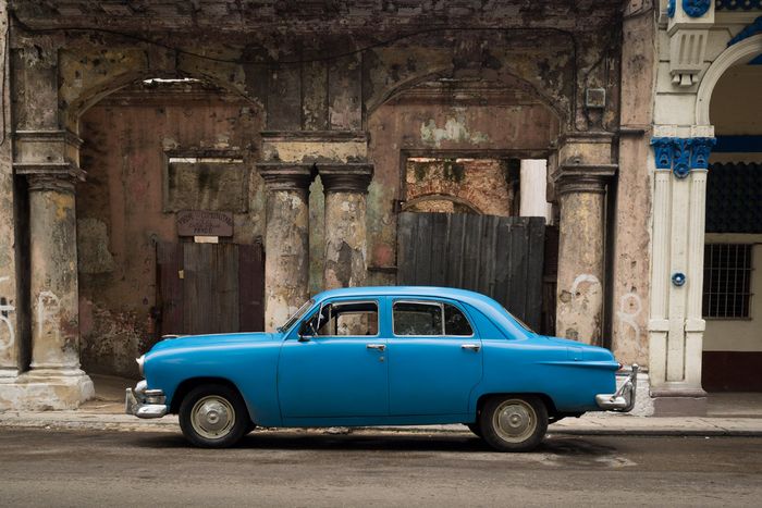 old cars in cuba 17 , cuban workshops led by louis alarcon