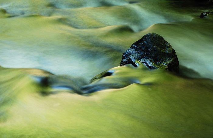 Color in the reflection