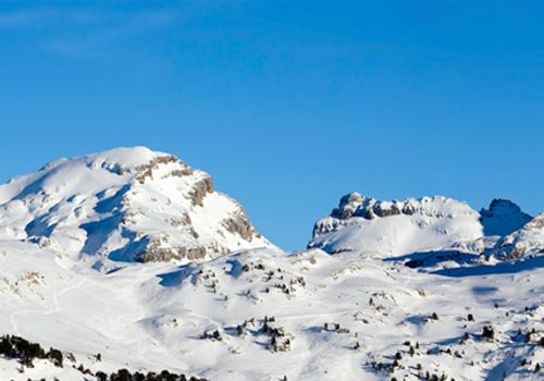 Larra-Belagua-pic-d'Anie-Navarra-nieve-nevado