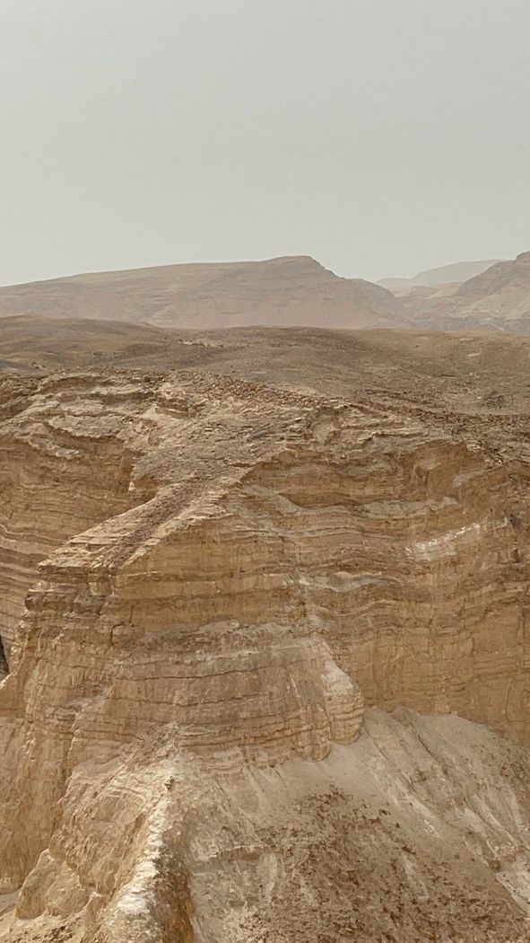 Resto de la rampa construída por los romanos para llegar a la fortaleza de Masada