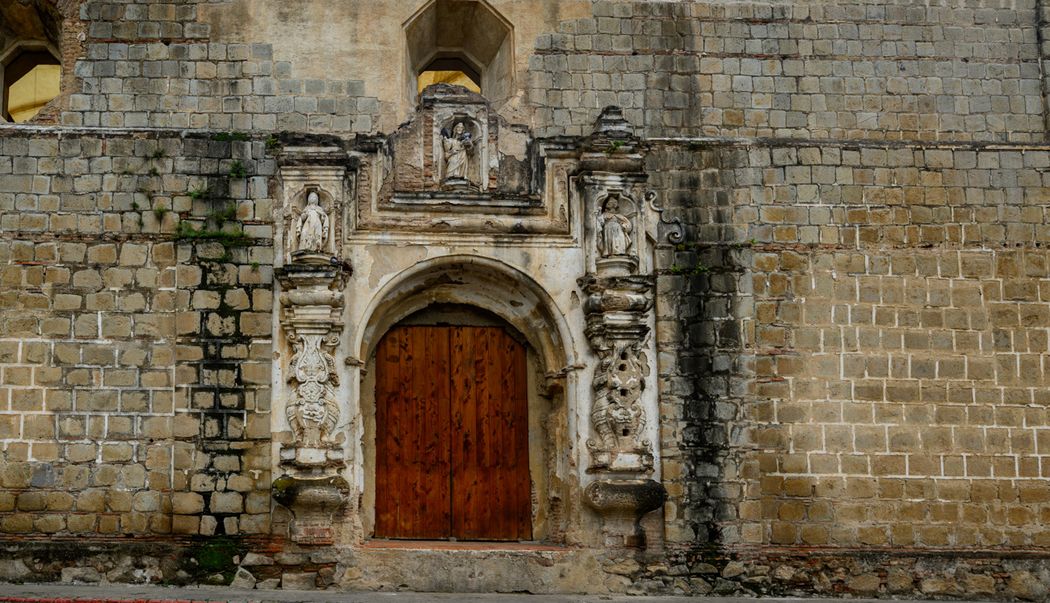 DSC_0521 Antigua Guatemala, Iglesia de Santa Clara.jpg