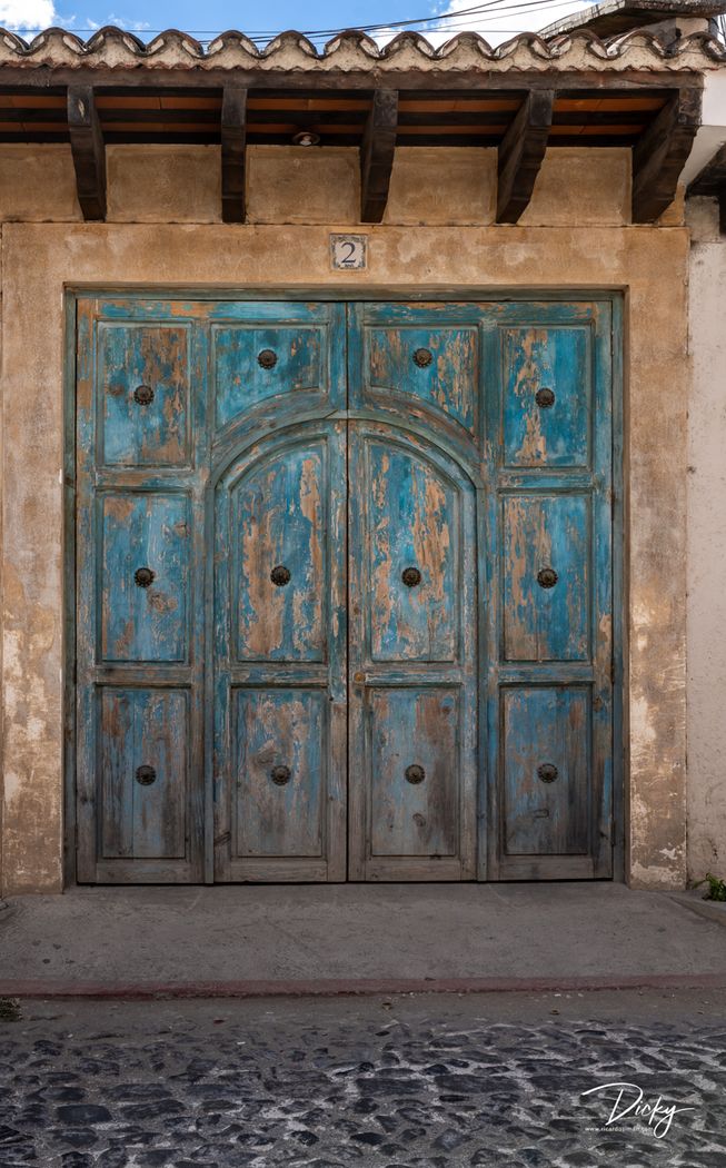 DSC_7785 Antigua Guatemala, puerta de madera.jpg