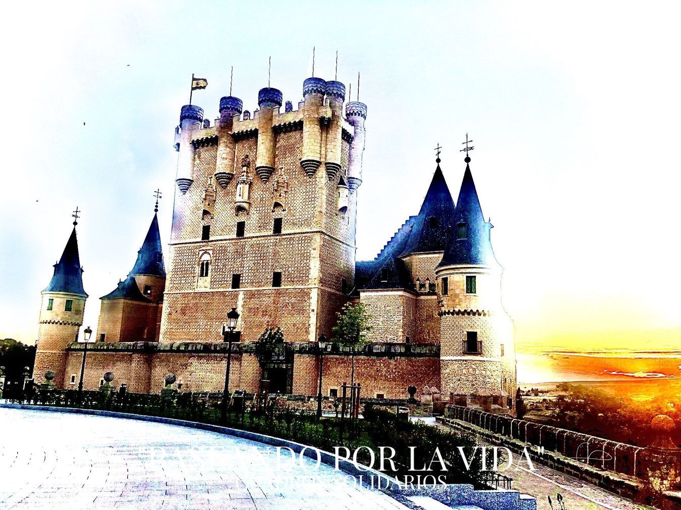 8 - ALCAZAR AL ATARDECER SEGOVIA