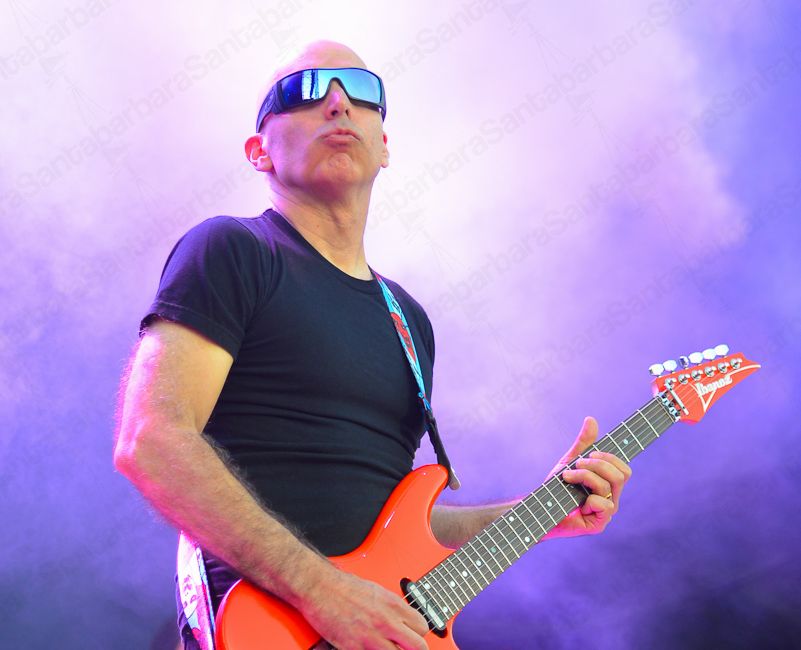 Joe Satriani over Madrid