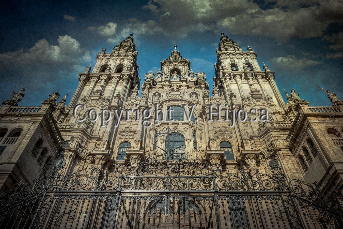 Fachada superior Catedral de Santiago