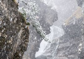 El silencio blanco. Cascada del Estrecho. Parque Nacional de Ordesa