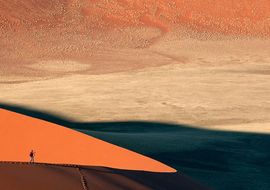 Arista de luz y arena. Desierto del Namib
